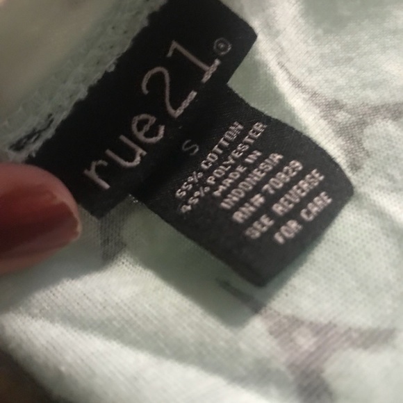 Mint Eiffel Tower top - Picture 3 of 3